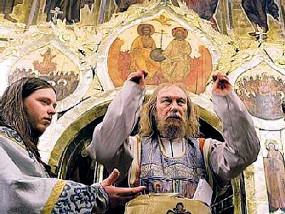Кадр из фильма «Царь»