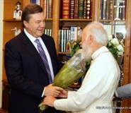 Віктор Янукович і Митрополит Володимир
