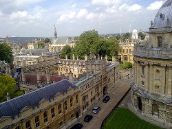 Колледж Брейзноуз в Оксфорде. Вид с часовни св. Марии